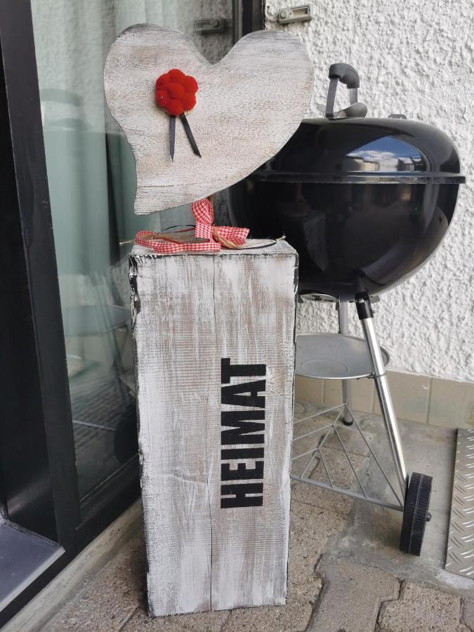 Terrassenwohnung Mit Toller Aussicht & Zentrumsnah Hornberg Bagian luar foto